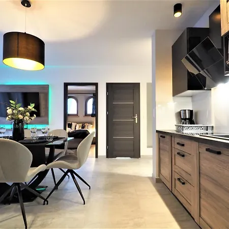 Vip Folk דירה זקופאנה