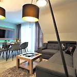 Vip Folk Apartament *