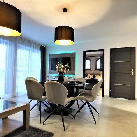 Vip Folk Apartmán