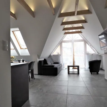 Vip Folk Apartmán *